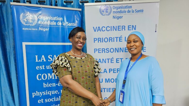 La première femme chauffeur honorée par la Représentante résidente OMS Niger