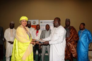 La présidente du comité de gestion du FSSP, Mme Brah Réki Moussa Djermakoye, a réceptionné dans la matinée à Niamey, une somme totale de 8.766.500 FCFA,