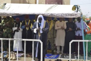 "Célébration du Retrait du Niger de la CEDEAO : Une Prière Collective Organisée à Niamey"