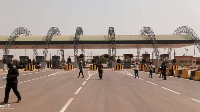 Le ministre des Infrastructures, Adama Luc Sorgho, a vanté les mérites de cet péage lors d’une visite de chantier le mardi 5 mars