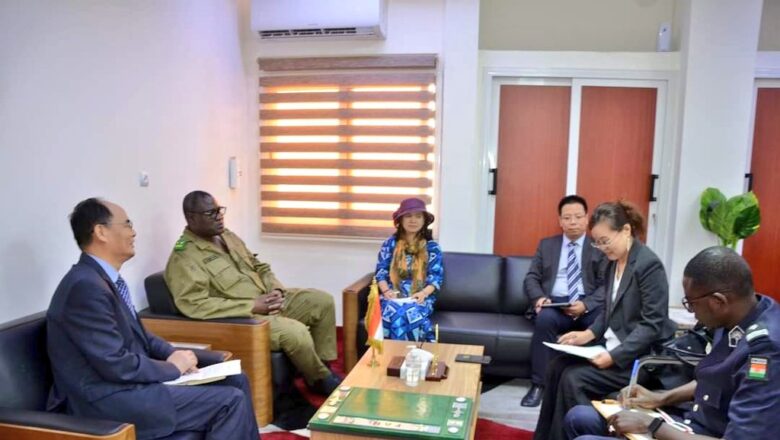 Le Général Mohamed Toumba, Ministre d’État, a eu une rencontre avec la délégation éminente de la China National Petroleum Corporation (CNPC)