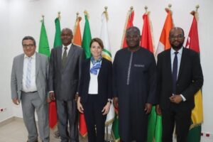 La Directrice adjointe du Département Afrique du FMI, Annalisa Fedelino, a rencontré le Président de l'UEMOA ce mecredi à Ouagadougou