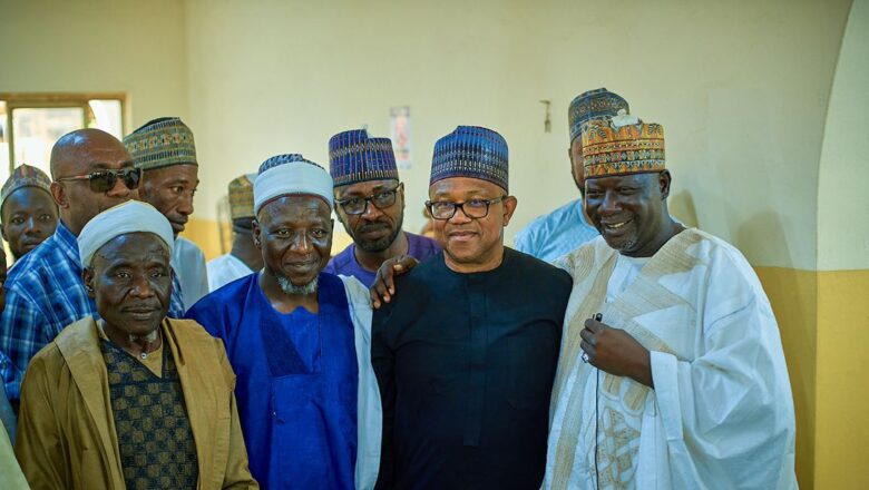 le Gouverneur de l’État d’Abia au Nigeria, Alex Otti, a marqué les esprits par sa visite à la mosquée centrale de l’État du Niger Barkin-Iku Suleja.