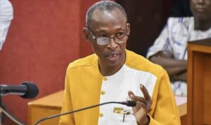 Le Premier ministre Apollinaire Joachimson Kyélèm de Tambèla estime que la priorité du Burkina n'est pas les élections, mais la sécurité.