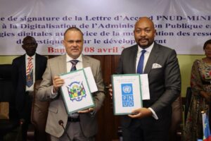 Signature d'un accord entre le Ministère des Finances de la République Centrafricaine et le PNUD, visant à mobiliser des ressources nationales 