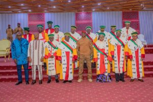 Le Commissaire Jonas GBIAN représente le Président Abdoulaye DIOP à l’audience solennelle du Conseil Constitutionnel du Burkina Faso