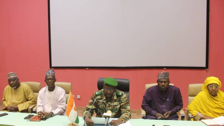 Réformes du Niger visant à renforcer la transparence et la régulation des ONG pour une gouvernance nationale plus efficace.