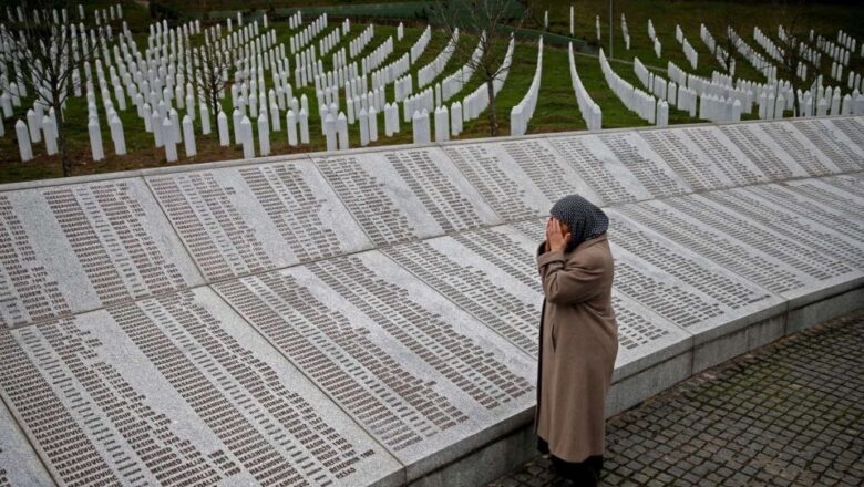 L'Assemblée générale de l'ONU a créé une Journée internationale de commémoration du génocide de Srebrenica en Bosnie-Herzégovine,