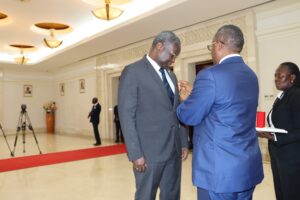 La médaille nationale du mérite, de la coopération et du développement a été décernée à M. Abdoulaye DIOP, Président de l'UEMOA, 