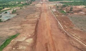 Le président Alassane Ouattara abandonne le projet d'aéroport international à Kong, Côte d'Ivoire pour des raisons économiques