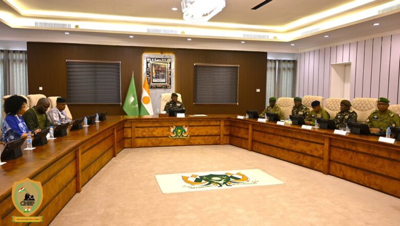 Honneur pour les Panafricanistes Kemi Seba et Nathalie Yamb dans leur lutte contre le néocolonialisme et leur leadership éclairé