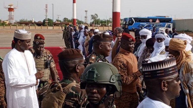 Sommet historique de l'Alliance des États du Sahel à Niamey : le Burkina Faso, le Mali et le Niger unis pour la paix et le développement