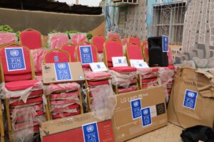 Les Nations Unies remettent des équipements d'une valeur de plus de 20 millions de FCFA au Conseil National de la Jeunesse du Niger pour renforcer son autonomie et son impact sur le développement du pays.