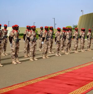 Une rencontre secrète entre le Premier ministre nigérien Mahamane Ali Lamine Zeine et Saddam Haftar de Libye à Niamey soulève des questions