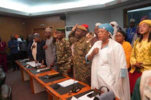 Niamey lance son Schéma Directeur d'Aménagement et d'Urbanisme pour 2040, un projet ambitieux visant à transformer la capitale nigérienne en une métropole ordonnée et inclusive, face à son urbanisation rapide.
