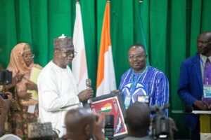 La 11e Journée des Communes du Niger s'est achevée à Zinder, réunissant les administrateurs délégués pour renforcer la décentralisation et la gouvernance locale au service des citoyens.