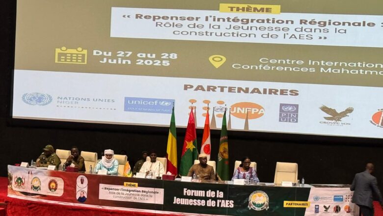 Le Premier Forum des Jeunes de l'Alliance des États du Sahel (AES) a marqué un tournant historique à Niamey, soulignant le rôle crucial de la jeunesse dans l'intégration régionale et la construction d'un avenir souverain.