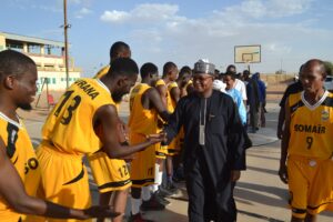 URANA d'Arlit a remporté la première Coupe de la Refondation de basketball à Agadez, un événement qui marque le dynamisme sportif de la région et reçoit les éloges des autorités.