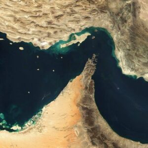 L'Iran agite la menace de fermer le détroit d'Ormuz, un passage stratégique vital pour le commerce mondial, ravivant les craintes d'un chaos économique et géopolitique sans précédent.