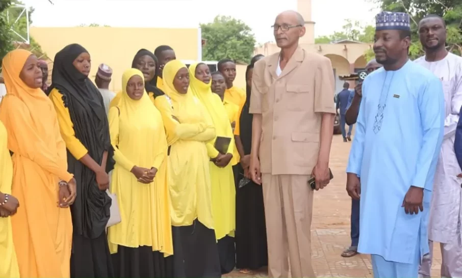 Le Ministre nigérien de la Communication a visité l'ESSCOM à Niamey pour évaluer et orienter l'avenir de la formation en communication