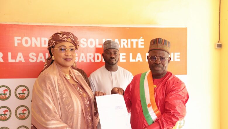 À Niamey, le conseiller Maraya renonce à ses indemnités pour les reverser intégralement au Fonds de Solidarité pour la Sauvegarde