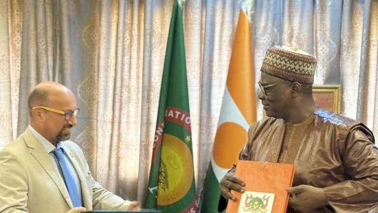 Le Niger et la FAO signent un accord historique de 17 milliards de FCFA pour la Grande Muraille Verte, marquant une étape cruciale dans la lutte contre la désertification et le renforcement de la résilience au Sahel.