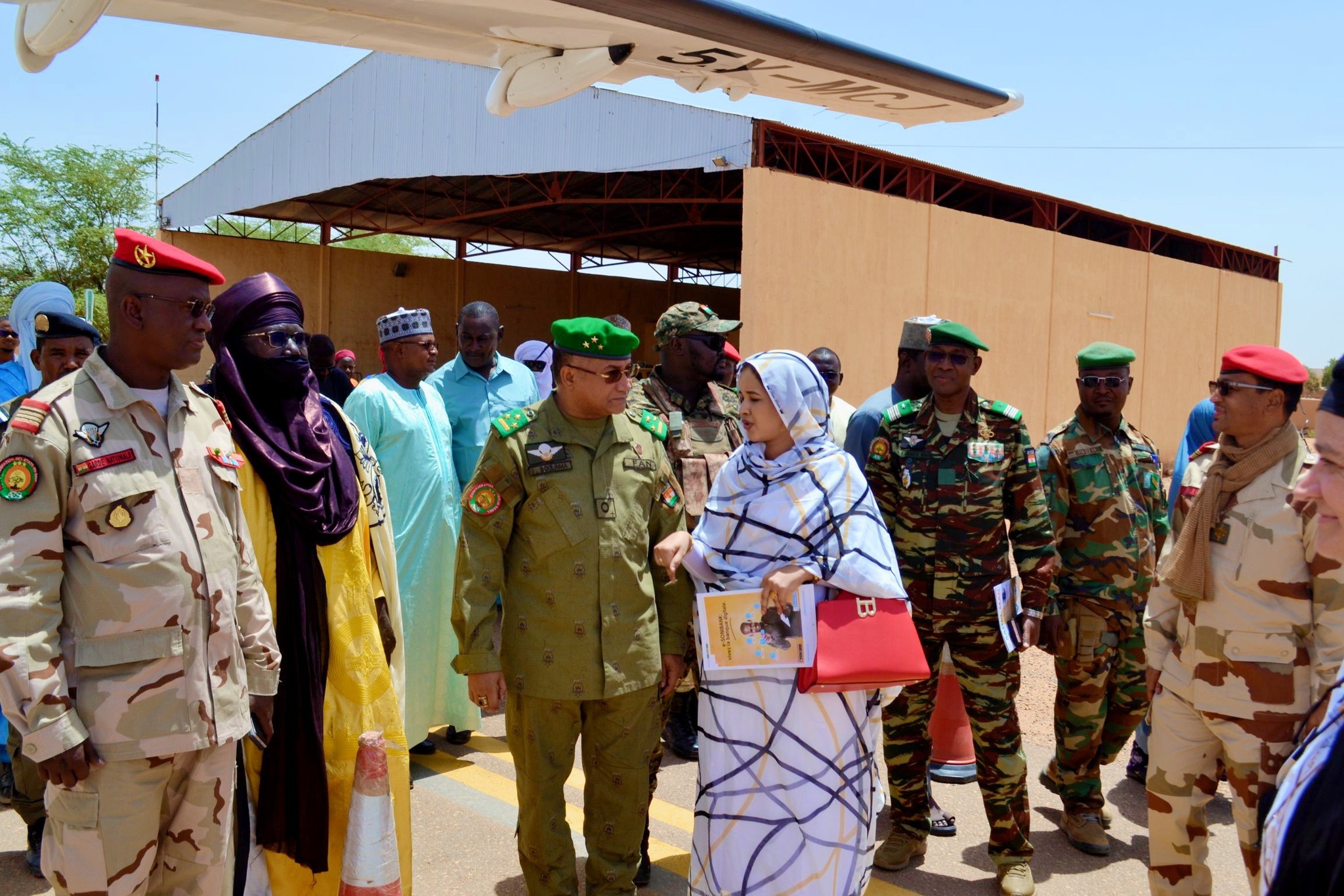 À l’issue de la fête du Bianou, une délégation ministérielle et militaire conclut à Agadez une mission stratégique, symbole d’un Niger