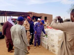 La patrouille mixte départementale d'Ingall a réalisé une saisie de contrebande de plus de 11 millions FCFA, interceptant cigarettes, produits de chicha, pneus et téléphones en provenance de Libye, marquant une nouvelle victoire contre les réseaux criminels dans le désert nigérien.