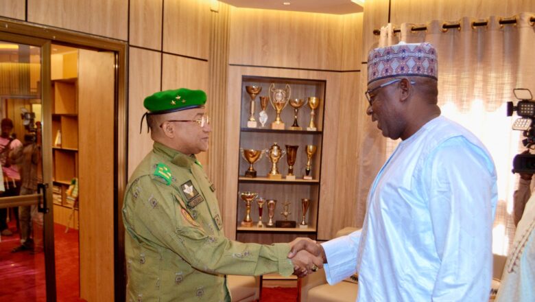 La visite du Directeur Général de Niger Telecom au Gouverneur d’Agadez lance une dynamique stratégique pour moderniser