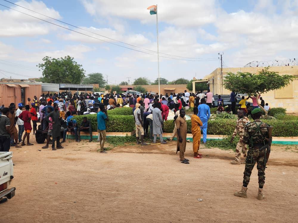 Une vaste opération menée dans la nuit à Agadez par les forces de l’ordre nigériennes réaffirme la volonté collective d’assurer la sécurité et la paix dans cette zone stratégique du Sahel.