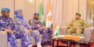 Le Conseil Régional de Sécurité présidé par le Gouverneur Ibra Boulama Issa et la visite officielle du Directeur Général des Douanes, 