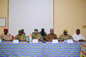 À Agadez, l’installation du Comité Régional pour la JNA 2025 lance une mobilisation ambitieuse pour reverdir la région et lutter durablement contre la désertification saharienne.