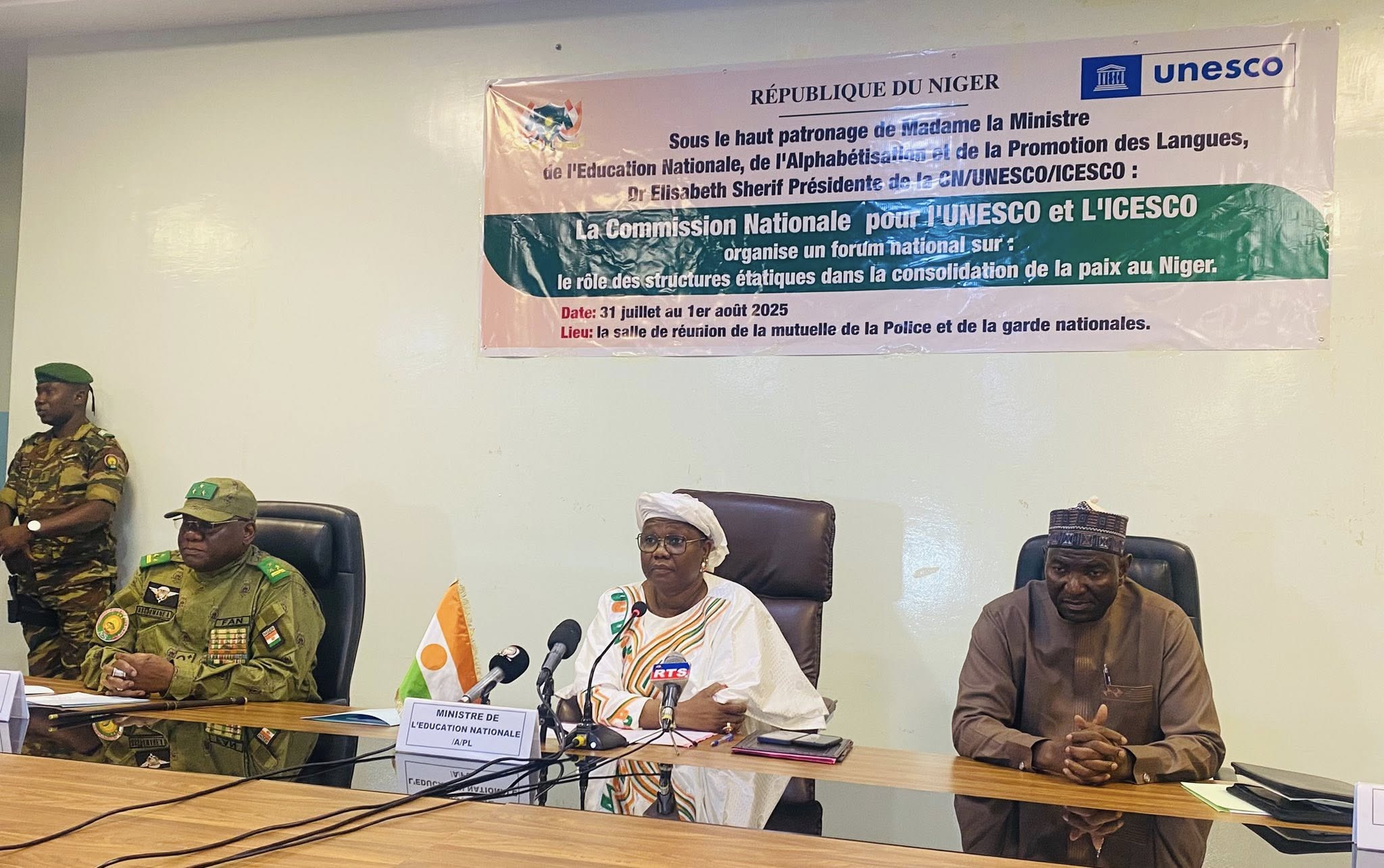 À Niamey, le Forum national sur la paix durable a réuni les acteurs clés de l’État autour d’une stratégie collective pour renforcer la cohésion et faire des institutions publiques les piliers de l’unité nationale.