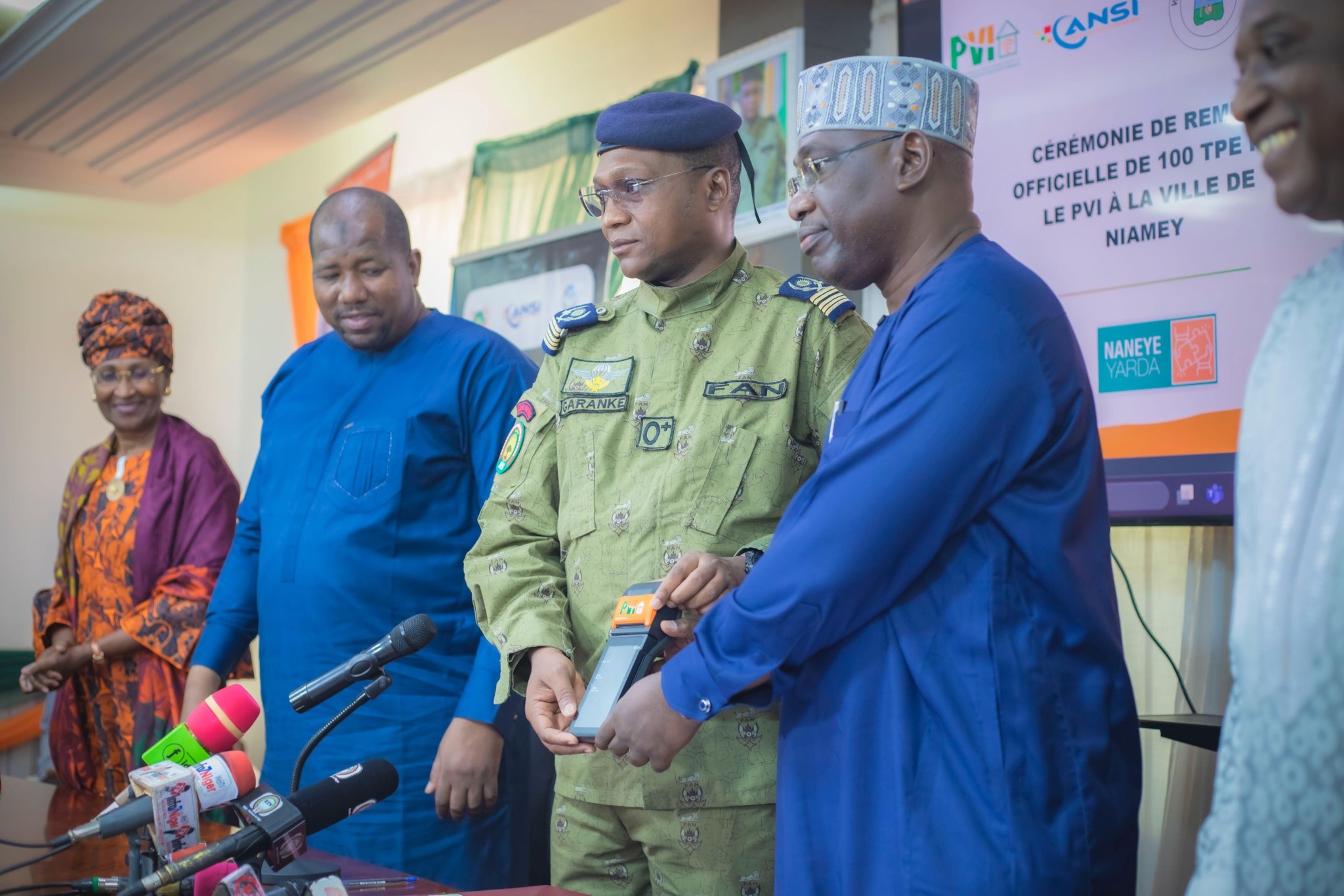 L’installation de 100 terminaux de paiement électronique à Niamey marque une avancée majeure vers une gouvernance numérique plus fluide et accessible.