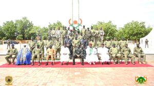 Le Niger célèbre la remise de diplômes de la première promotion de son École de Guerre, un jalon historique vers une armée plus souveraine, professionnelle et adaptée aux défis sécuritaires du 21ᵉ siècle.