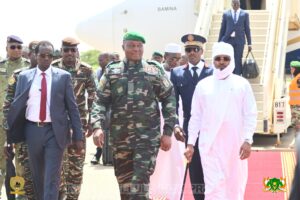 Le Niger et le Tchad renforcent leur coopération régionale lors d’une visite présidentielle marquée par la diplomatie, la culture 