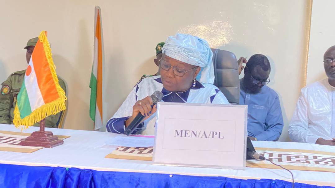 À Dosso, la ministre Elisabeth Shérif inaugure un atelier stratégique pour valider la réorganisation du ministère de l’Éducation,