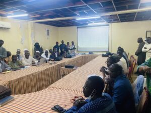 La ministre Élisabeth Shérif réceptionne le rapport d’affectation des enseignants, pierre angulaire d’une rentrée scolaire équitable 