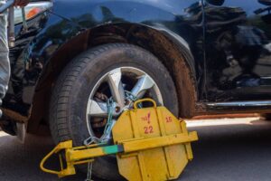 La capitale nigérienne inaugure ses opérations de fourrière pour désengorger les routes, imposer le respect du stationnement et promouvoir un civisme routier durable.