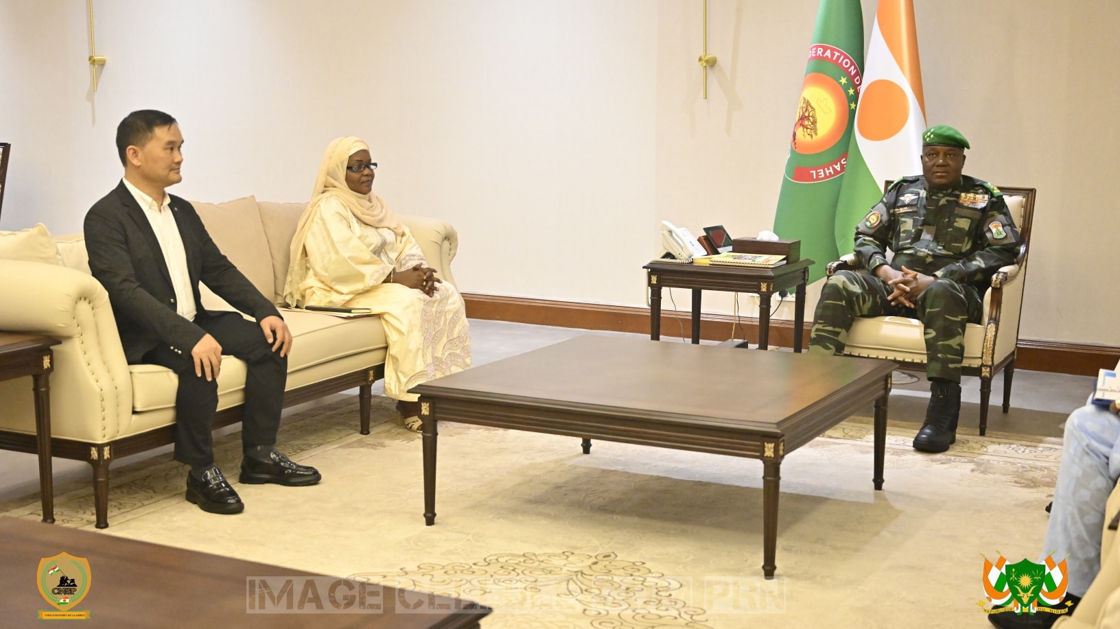 Le Président Tiani reçoit les partenaires du projet Salkadamna, un complexe charbonnier stratégique pour l’autonomie énergétique du Niger et de la région.