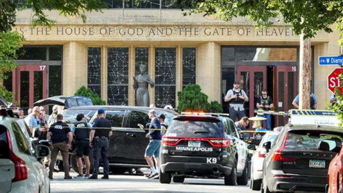Minneapolis : tragédie à l’église Annunciation, deux enfants tués dans une fusillade