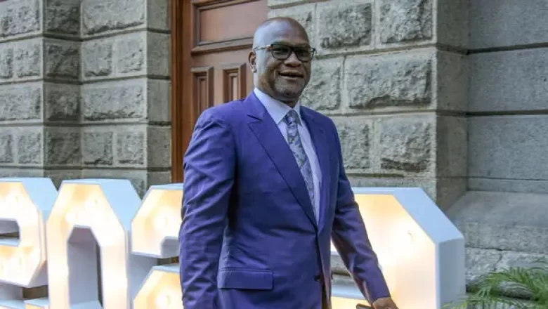Emmanuel Mthethwa, ambassadeur d’Afrique du Sud en France, a été retrouvé mort près de l’hôtel Hyatt à Paris.