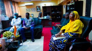 À Niamey, l’OIM et la ministre nigérienne de l’Action Sociale ont renforcé leur partenariat pour améliorer la protection sociale et l’aide humanitaire. Une coopération stratégique au service des communautés fragilisées.