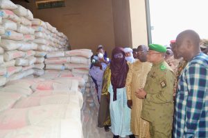 Agadez lance la vente de ciment 32.5 : 2 000 tonnes pour reconstruire, mobiliser et renforcer la solidarité territoriale.