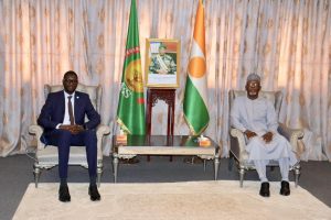 À Niamey, le Niger accueille trois nouveaux ambassadeurs et renforce sa coopération diplomatique et humanitaire. Une cérémonie symbolique 