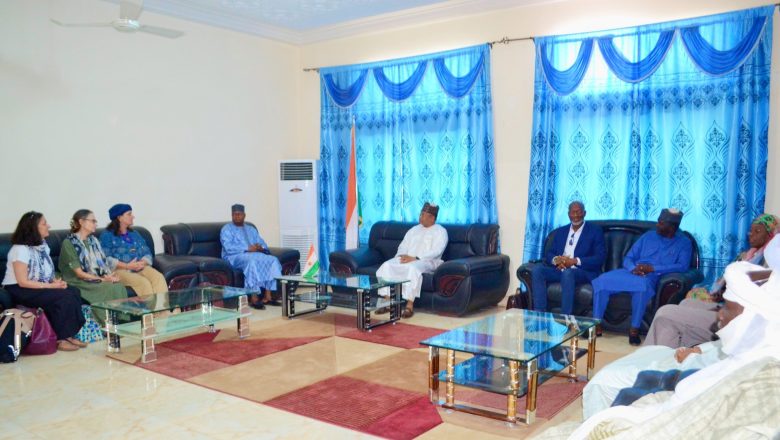À Agadez, l’UNHCR et l’OIM concluent une mission conjointe de 48 heures saluée par les autorités locales. Cette coopération stratégique...