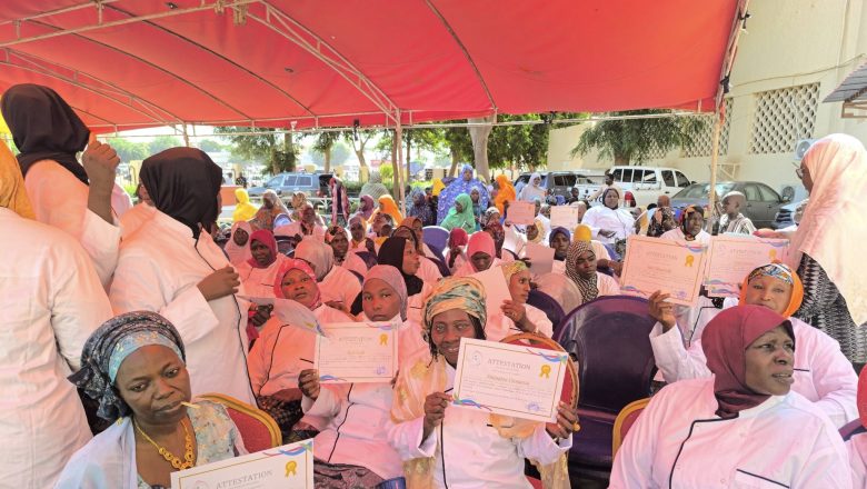 La ville de Niamey honore 80 artisans formés en couture, agroalimentaire et cosmétique. Une initiative inclusive qui transforme des vies et renforce la souveraineté économique du Niger.