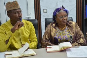 La nouvelle administratrice de la Croix-Rouge nigérienne a été reçue par le ministre de l’Intérieur à Niamey.