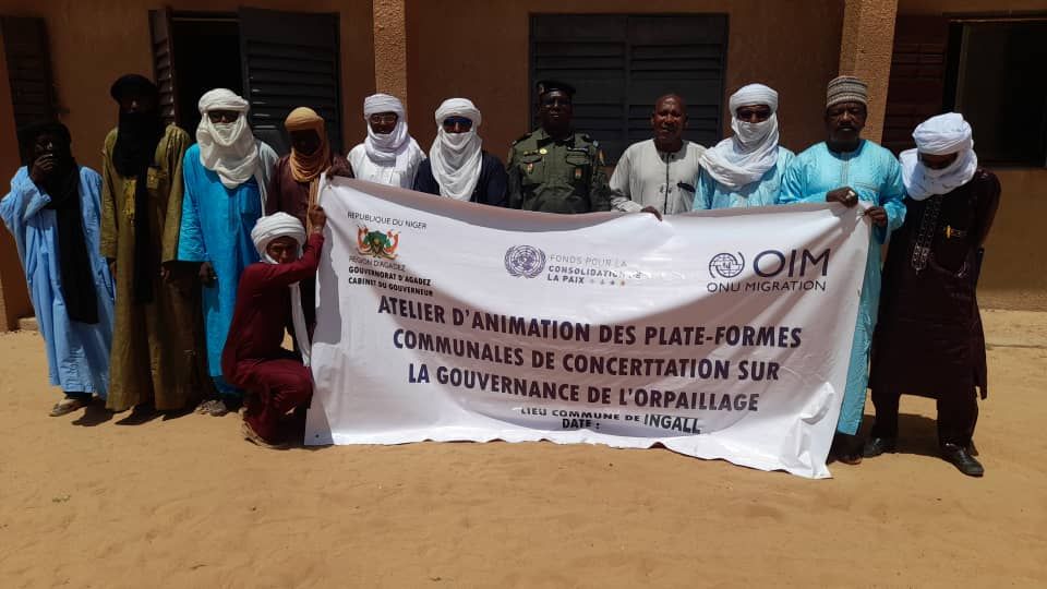 Une rencontre organisée par le Gouvernorat d’Agadez et l’OIM a réuni les acteurs locaux à Ingall pour renforcer la gouvernance de l’orpaillage. Objectif : encadrer l’exploitation aurifère et répondre aux défis sécuritaires, économiques et sociaux.