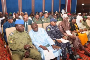 Niamey a accueilli la deuxième réunion des ministres de la Justice de l’AES. Objectif : bâtir une justice sahélienne autonome et lancer des poursuites internationales pour renforcer la souveraineté régionale.